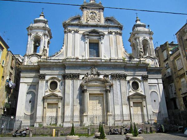 276 - Nel Cuore Del Centro Storico! Naples